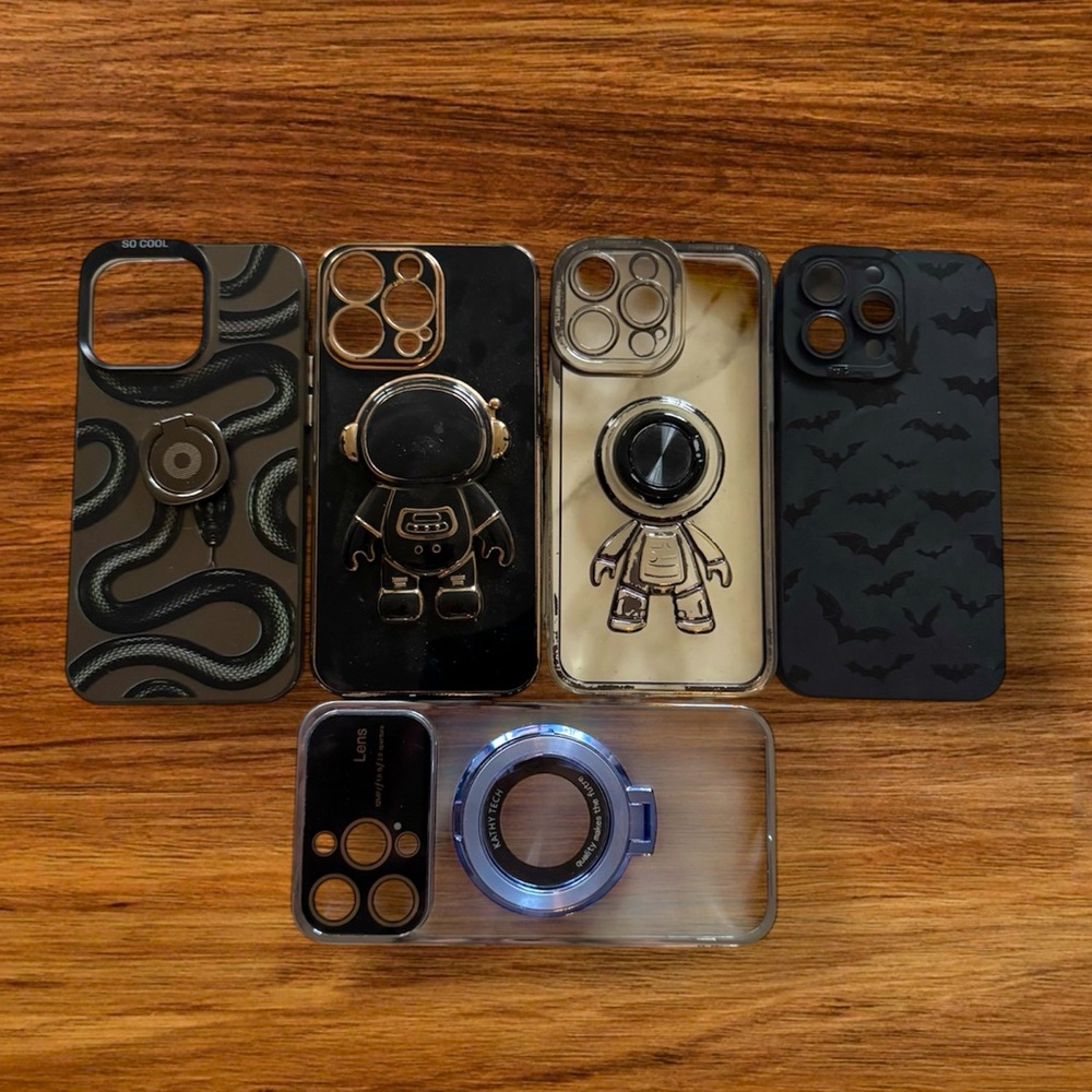 DEAL‼️ - (5 pieces) iPhone 14 Pro Max phone cases